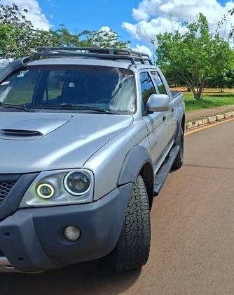 MITSUBISHI L200 2.5 GL 4X4 CD 8V TURBO DIESEL 4P MANUAL